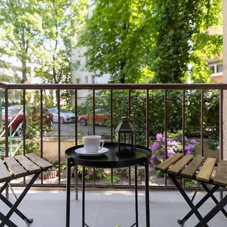 Luxurious & Unique Mickiewicza Cracow By Renters Prestige Apartman Krakkó
