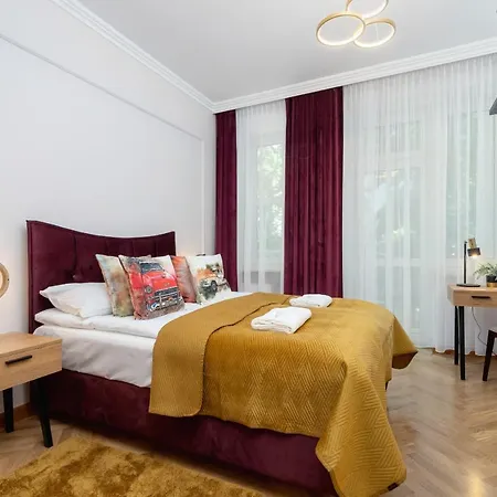 Luxurious & Unique Mickiewicza Cracow By Renters Prestige * Krakkó