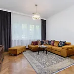 Luxurious & Unique Mickiewicza Cracow By Renters Prestige Lejlighed Kraków