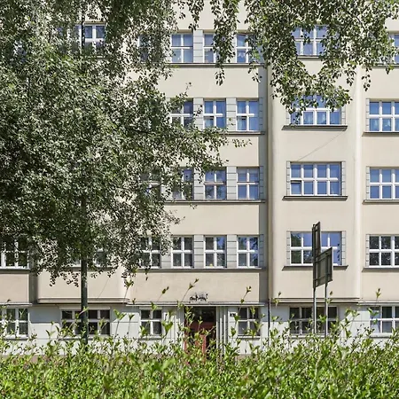 Luxurious & Unique Mickiewicza Cracow By Renters Prestige Apartment