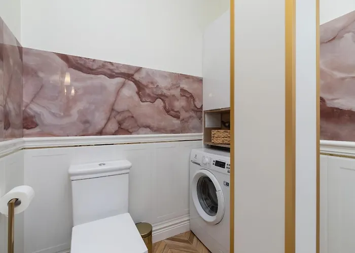 Luxurious & Unique Mickiewicza Cracow By Renters Prestige Lägenhet Kraków