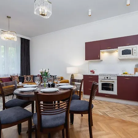 Lägenhet Luxurious & Unique Mickiewicza Cracow By Renters Prestige Kraków
